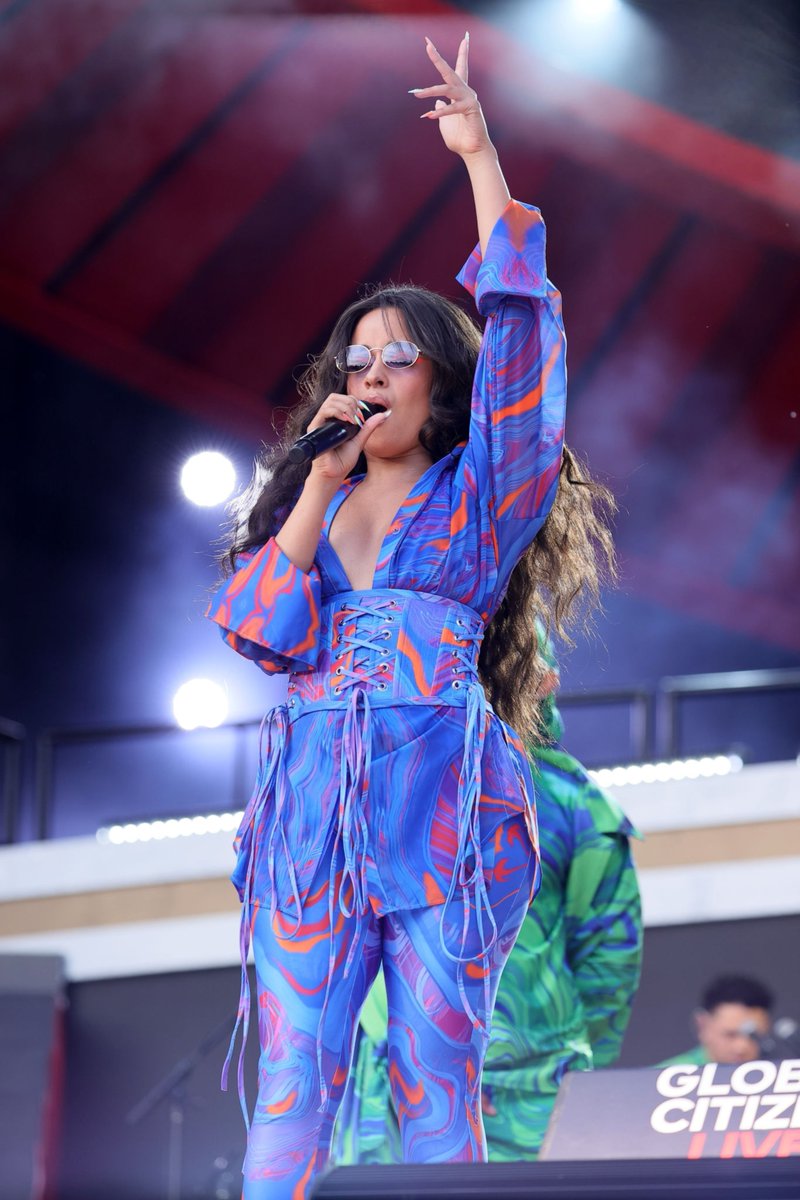CabelloMedia2's tweet photo. Camila on stage at #GlobalCitizenLive https://t.co/8EbDuBL50r