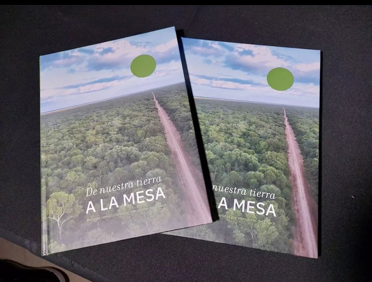 CesiaMoritzRach's tweet photo. “De nuestra tierra a la mesa” por Legado Chaqueño. Por cada 50 libros que se vendan, es una nueva PC para el taller de computación del SUM de #Solidagro en #Charata 
Compartamos no cuesta nada 😊 

@solidagroenred https://t.co/9Prk8tWLNB