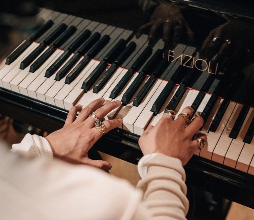 BWSFEATURES's tweet image. 