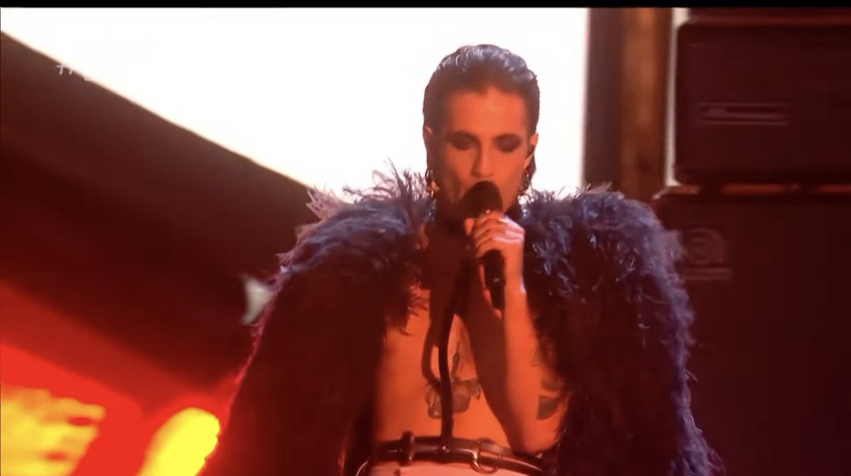 JUST what I was waiting for <a href="/thisismaneskin/">MåneskinOfficial</a> burned the stage at  <a href="/GlblCtzn/">Global Citizen ⭕</a> #GlobalCitizenLive