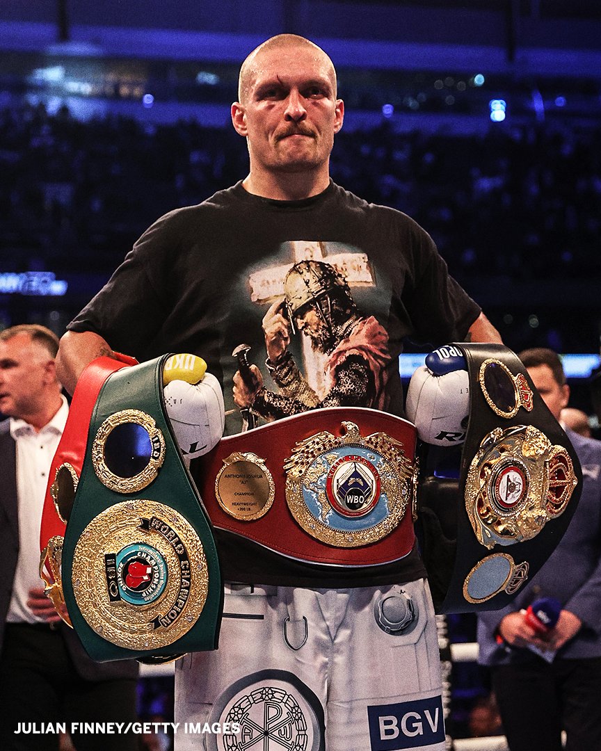 DOWN GOES ANTHONY JOSHUA!

Oleksandr Usyk upset Anthony Joshua to become the unified heavyweight champion 🏆