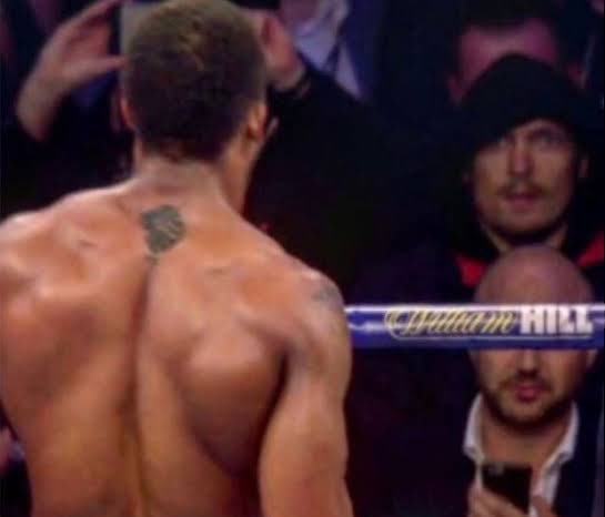 AnthonyRob1991's tweet image. what a picture that is, the crazy bond villain eyeing up his prey 3 years before taking all his belts. 

gutted for AJ but what a night for usyk, special fighter and a proper character 🥊🙌🏻