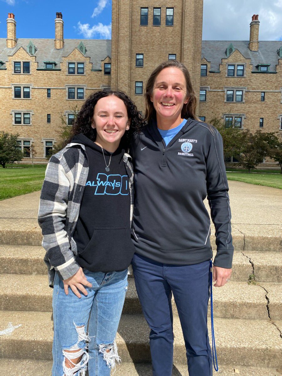 abbyrouse3's tweet photo. Thanks to Coach Makielski for taking the time to show me campus today! It was absolutely beautiful! @mkcope @smcbelles @vjhAlways100 @mikerouse76 @Jennife19702954 https://t.co/v40ZpknsDL