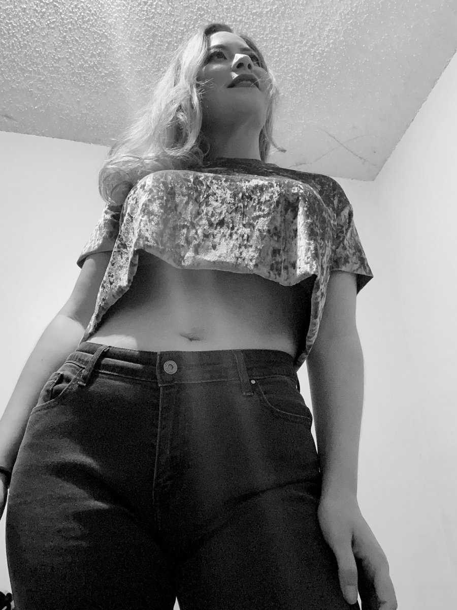 “Así como que no me doy cuenta”

.
.
.
.
.

#Latina #singer #artist #music #mexicangirl