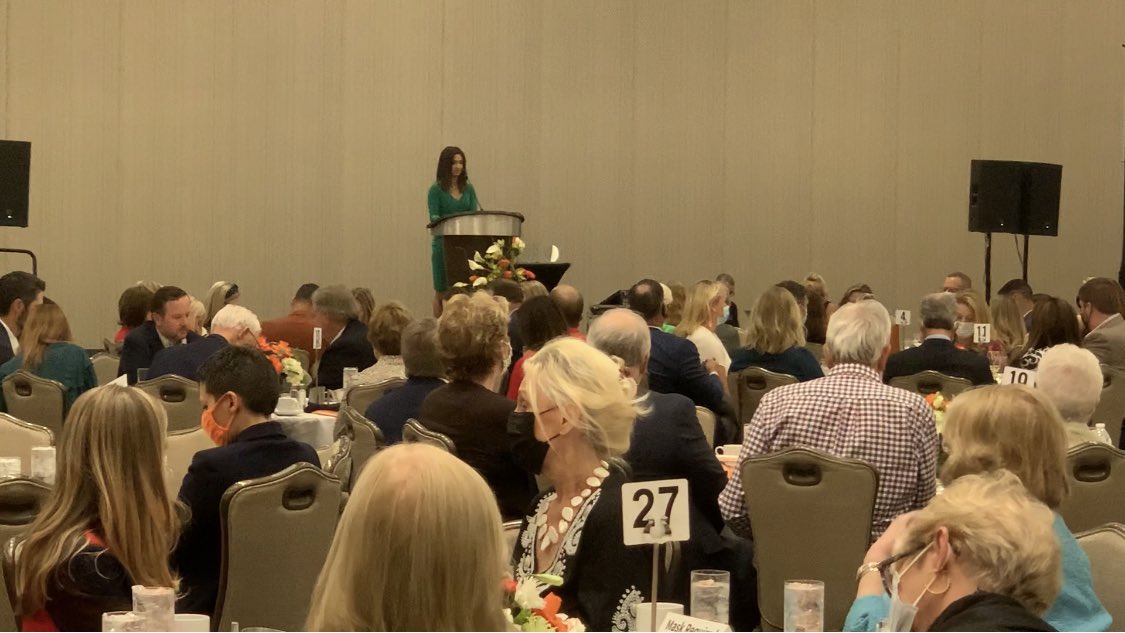 rashivats's tweet photo. Nearly 1 million people in the US are living with multiple sclerosis &amp; 2.3 million globally. The goal is to live in world free of MS &amp; @mssociety is working so hard to make it a reality. Honored to have emceed their recent event raising money for the cause. https://t.co/4CrNfvxyCm
