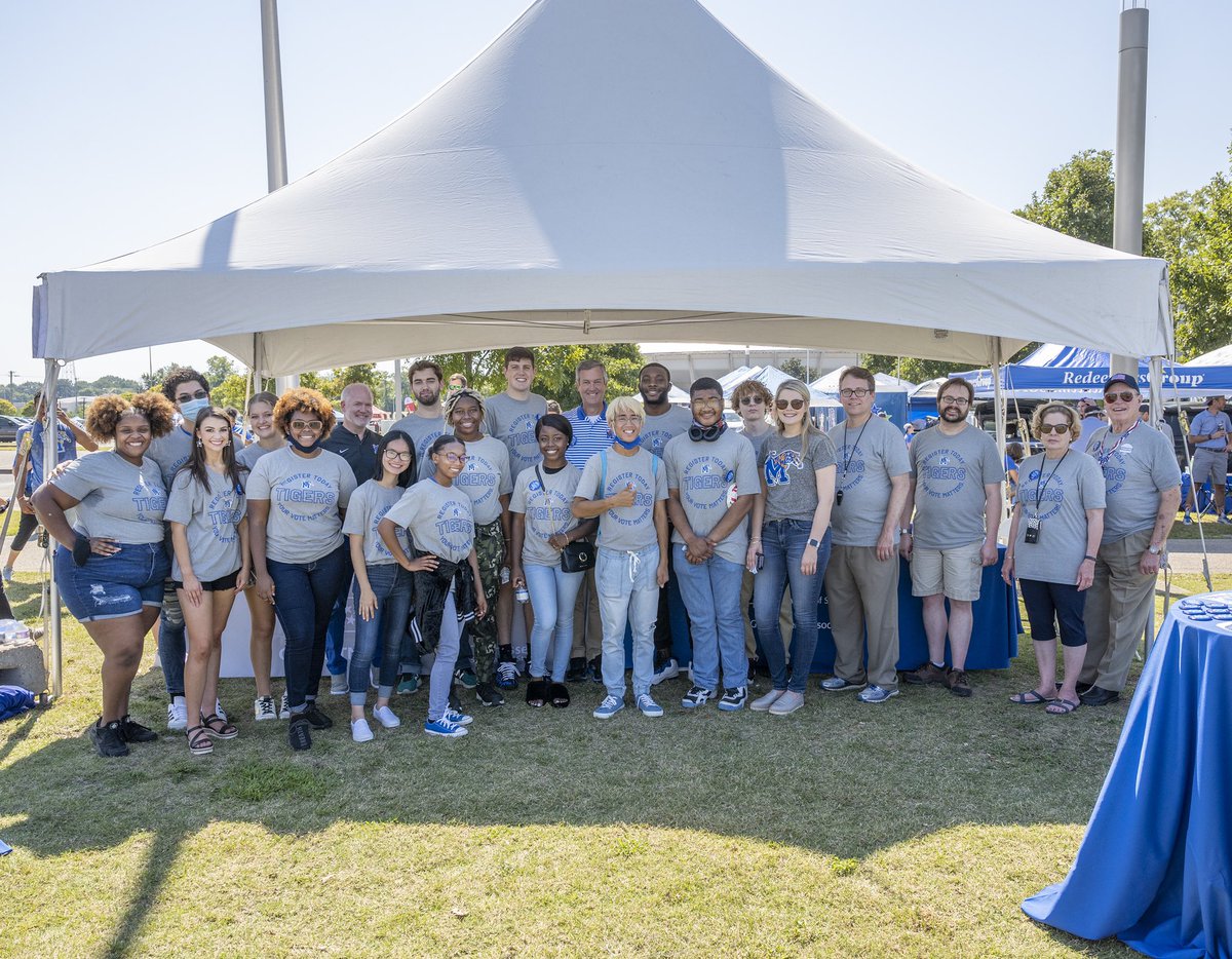 tnsecofstate's tweet photo. Thanks to the @uofmemphis students & @MemphisFB fans who came by today's #TNVoterRegistrationTailgate on #TigerLane & the 20+ #UofM volunteers, @TigersAthletics, @SGA_UofM, @ShelbyVote & everyone who made this event a success. #GTG #GoVoteGoTigers #GoVoteTN #YourVoteMattersTN https://t.co/h2XqwDocic
