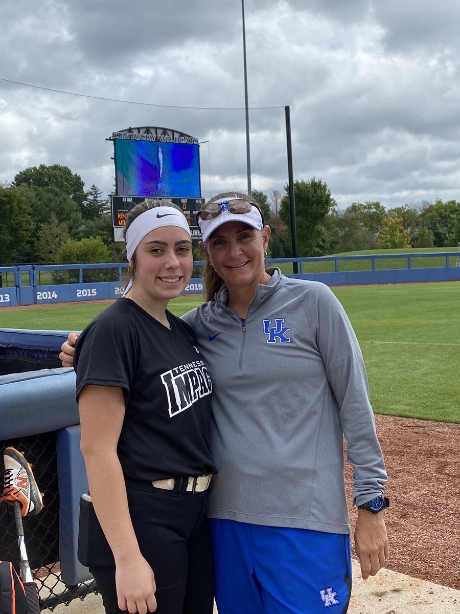 kayb1107's tweet photo. Thank you @UKCoachLawson for a great time at the Kentucky Way Elite Camp and for the campus tour! Looking forward to seeing you again soon! #GoBigBlue #BleedBlue @UKsoftball @UKCoachHimes https://t.co/qyOPLW5Kmn