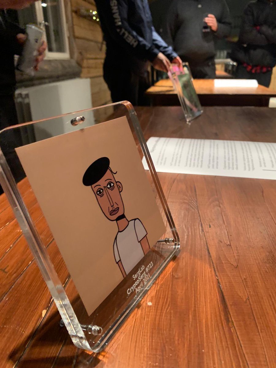 erwinlaiho's tweet photo. some pics from ’probably nothing’ exhibition last night. amazing turnout of dedicated NFT enthusiasts &amp; frens ❤️❤️❤️

#nftexhibition #nftnäyttely #NFTCommunity #finnishdefimafia https://t.co/YLQqA3AONM