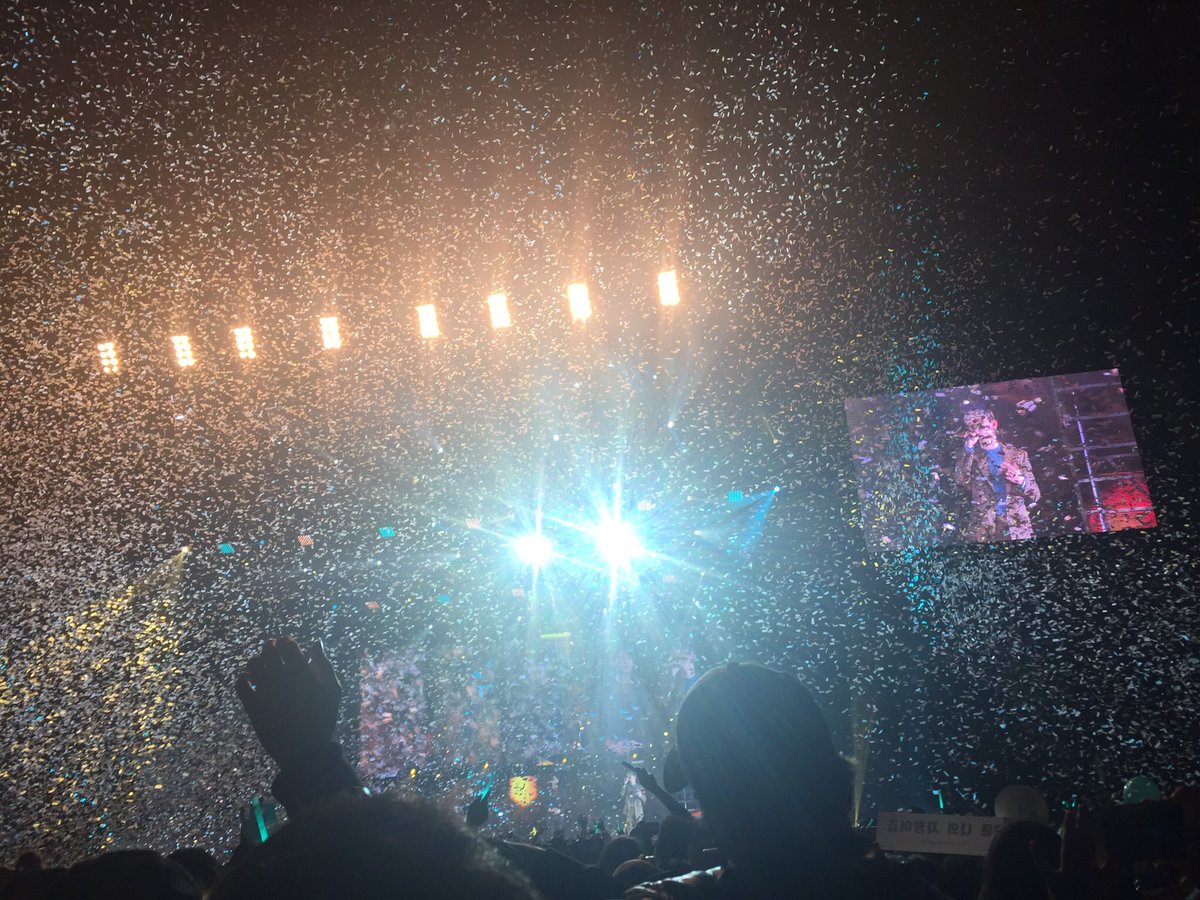 bee :-P!! tweet media