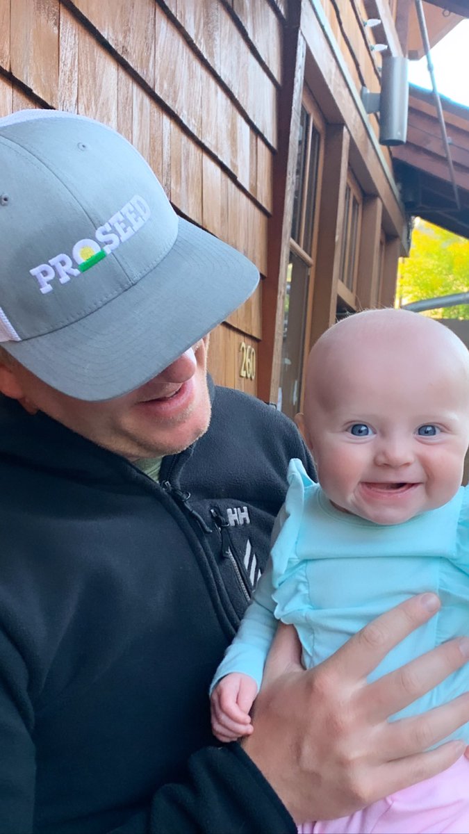 JayPeltier's tweet photo. Someone is happy with @ProseedYields. Need seed, think #Proseed! https://t.co/2xJQXBBEvV