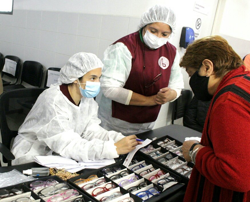 drgustavosieli's tweet photo. Seguimos trabajando para todos los lanusenses
Hoy realizamos un nuevo Operativo de Salud Visual “Ver Para Continuar Juntos” en US M. Natiello destinado a adultos mayores https://t.co/ljFGYxxlxC