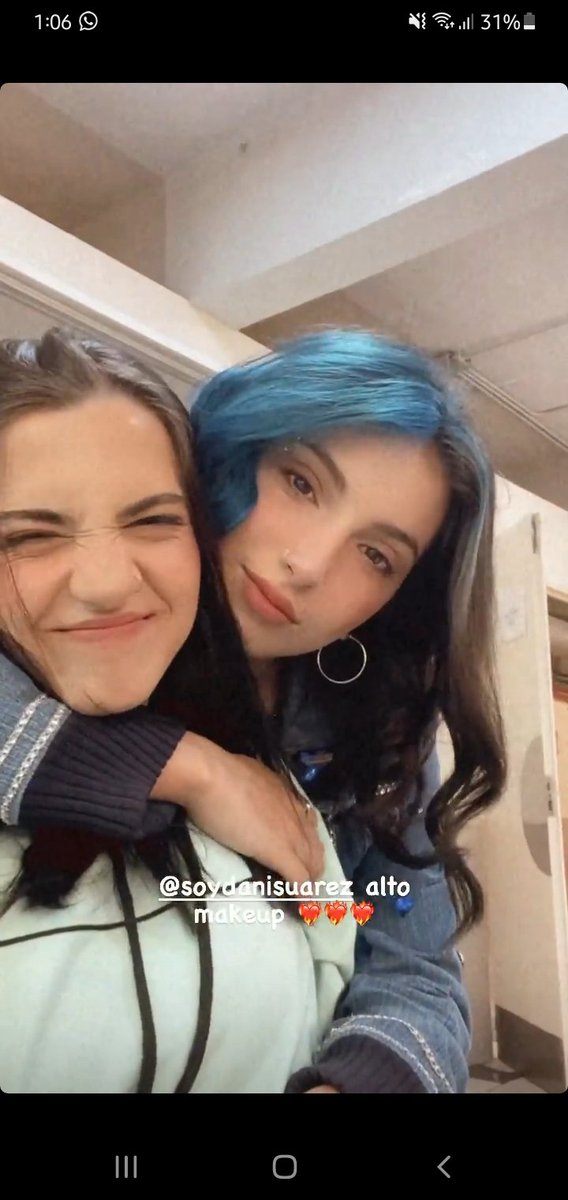 Anabrahamer1721's tweet photo. Hola soy Ana de España y me quiero integrar al fandom de 
mica suarez
angie velasco
brisa domínguez
bárbara martínez
Kevsho https://t.co/pBTD8Zo9IF