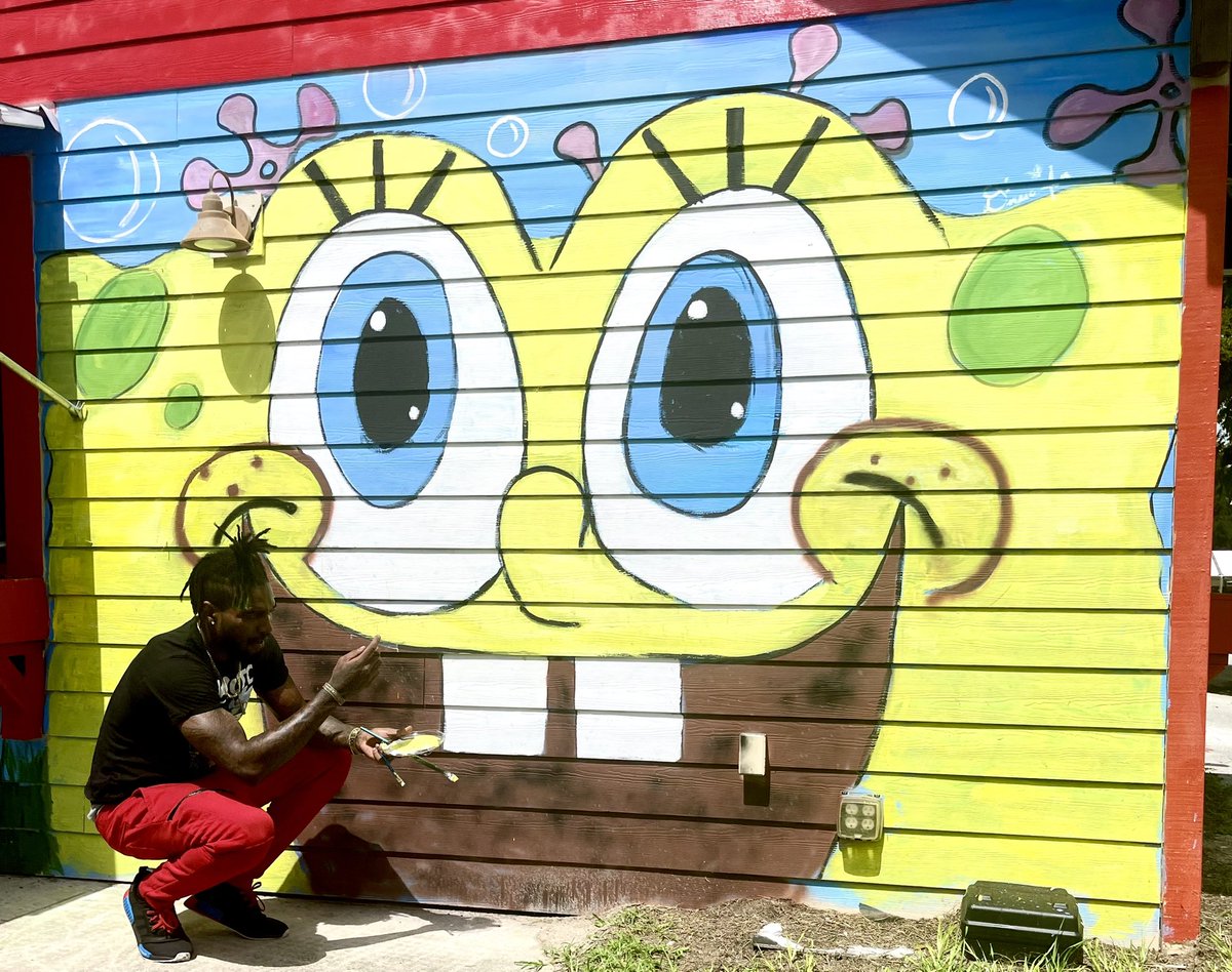 DMauriJones352's tweet photo. ❌♨️🚨 New addition to the Crab Stop of Leesburg! Y’all be sure to peep the scene! Thank you for watching! God bless you 🎨🔥🦀🤞🏾⁣⁣
•⁣⁣⁣⁣
•⁣⁣⁣⁣
#dmaurijones #dmaurijonesart #supaent #supa #commissionwork #art #artviral #painter #artislife #entrepreneur #artistupnext https://t.co/CIyxFsRUr1