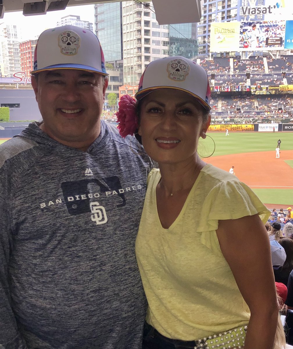 domjper's tweet photo. #hungryformore Lets Go Padres!!! https://t.co/C5ZsJpAIzb