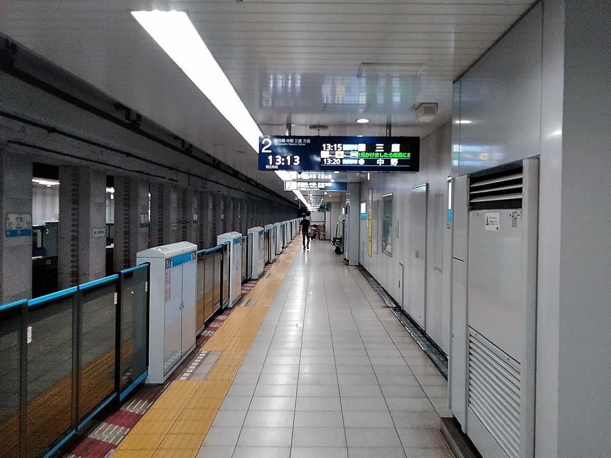 地下鉄に乗って 映画 最新情報まとめ みんなの評価 レビューが見れる ナウティスモーション