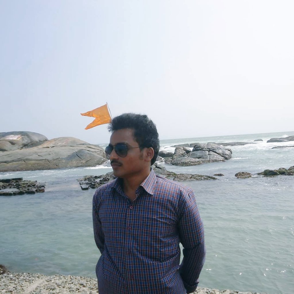 JhaRakesh009's tweet photo. @GirirajBahediya @AtulChoudhary87 @vinodsharmanbt @Satende11766933 @skbhatiapcs @RanjanTomar @MinakshiTyagi10 @ROSHANBJP4UP @dollykumarijha @PJP_2013 @Dkumarchandel #happyriverday
#samandar
#Kanyakumari https://t.co/JxyN5eJ4J1