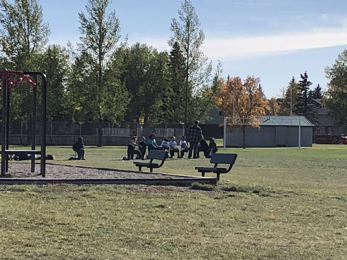StTimothyRegina's tweet photo. Proud of the hard work of our Boys Football Team! They have demonstrated tremendous grit & determination this season! Well done Timberwolves!! Best of luck as you go into the finals! #KnowLoveServe #TimberwolfStrong https://t.co/gJ278TlPjp