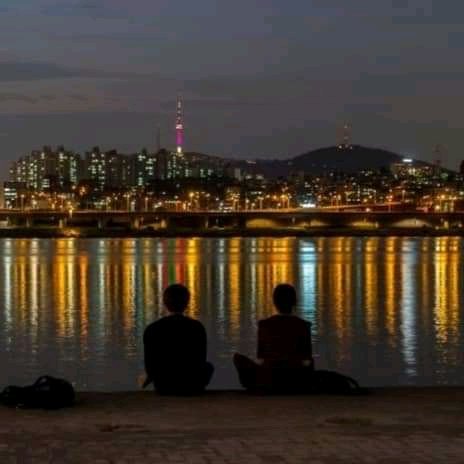 blvejjl00's tweet photo. late night walks with you,
that is all i dream for. https://t.co/O0XWT5dsWJ