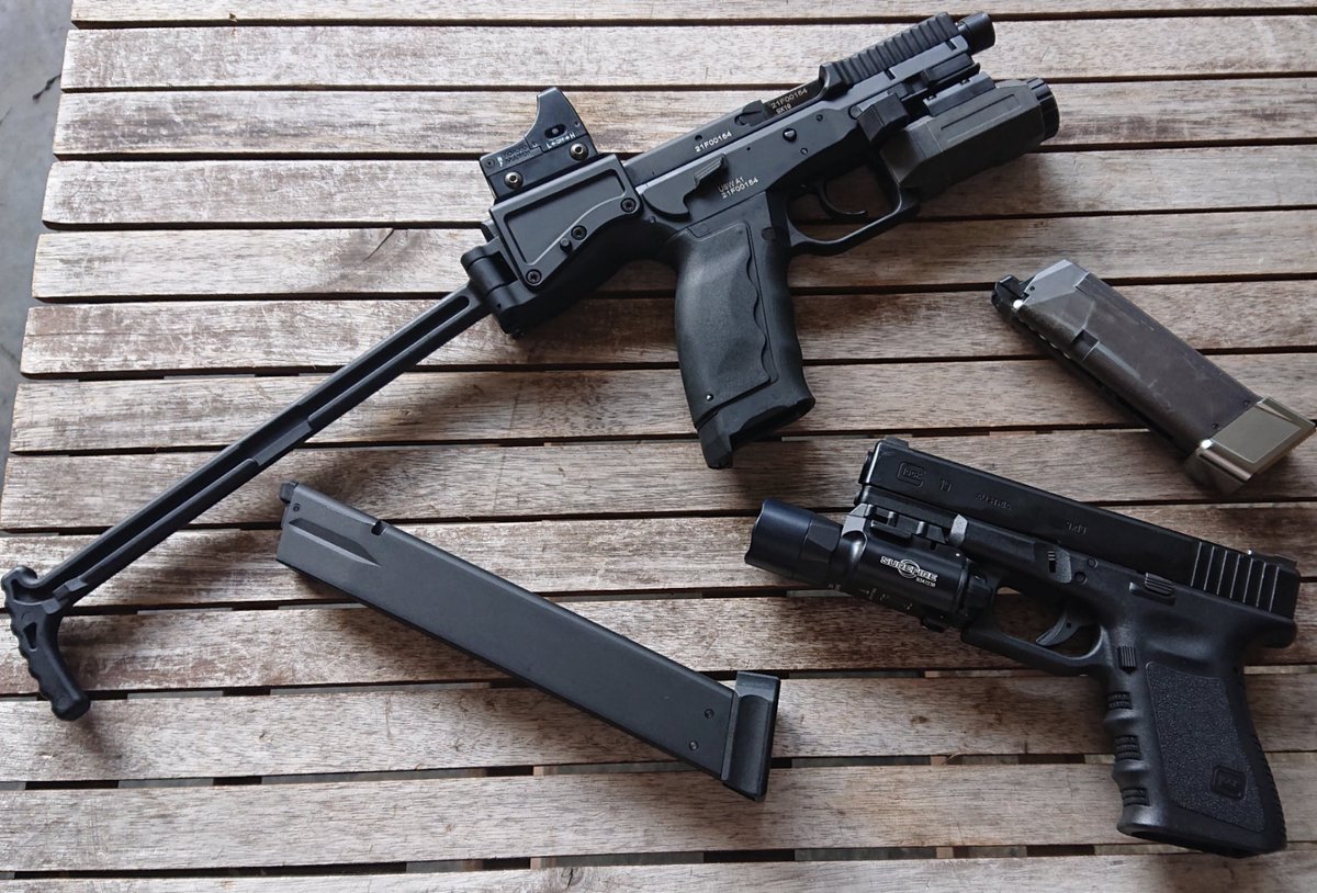 T_GBB_airsofter's tweet photo. 本日のゲーム。
心地好い気温で、ガスブロが絶好調~ヾ(´ー`)ノ
#USWA1 https://t.co/FRlZbqkx9M