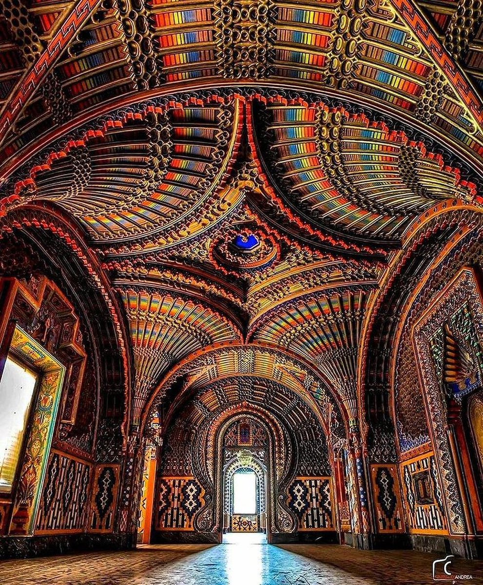 AcademiaAesthe1's tweet photo. Castello di Sammezzano, Italy. https://t.co/5be3CcvABR