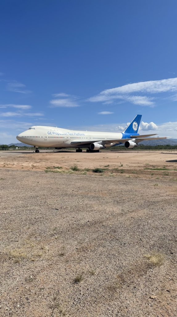 ericsood2's tweet photo. Sometimes you just have to spend a day with planes https://t.co/a2zEiFwAVP