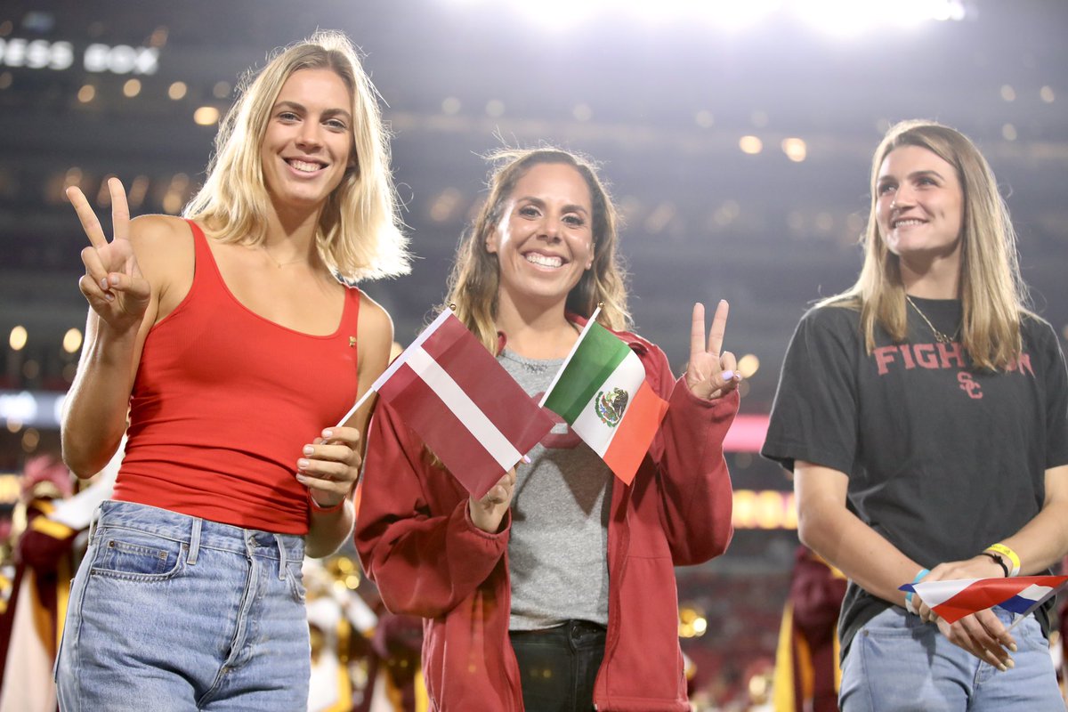 USC_Athletics's tweet photo. So proud to honor our Tokyo Olympians at tonight’s @USC_FB game! #FightOn 🥇 https://t.co/ytSxHIAcPF