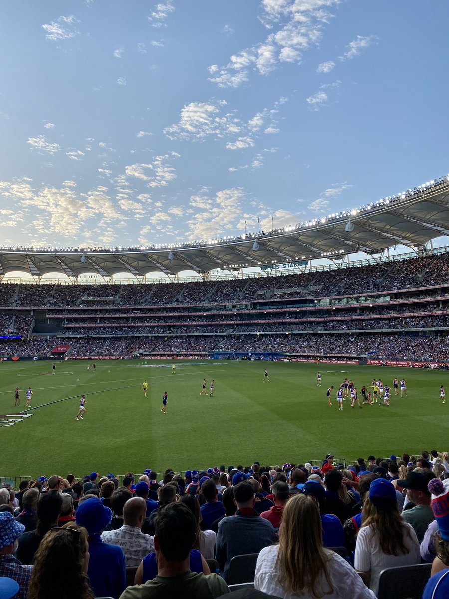 TexanMeg's tweet photo. I collect experiences and last night was one of the greatest. 

#Perth turned it ON for the #AFLGF So lucky and grateful to have been a part of this historic moment. https://t.co/2jTVWQhYLV
