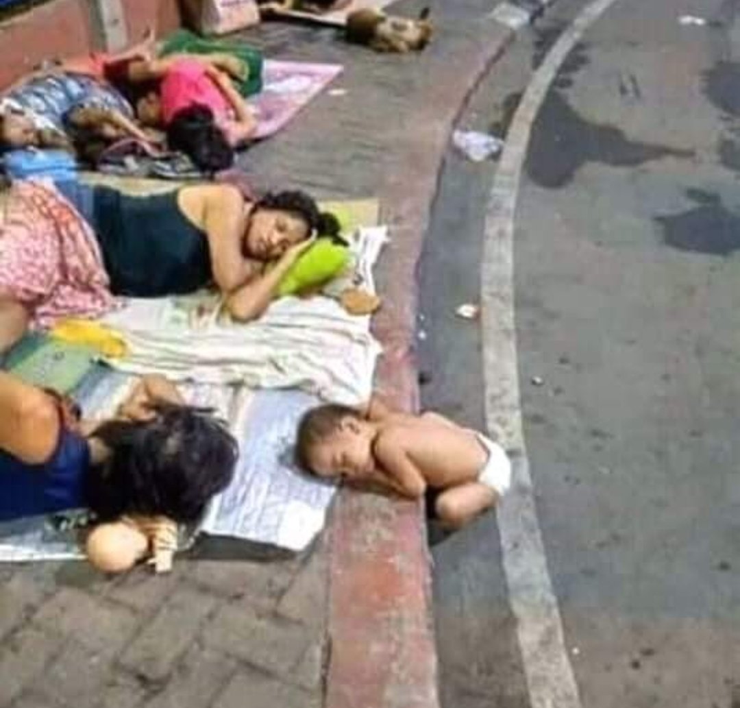 profabiocozza's tweet photo. A fé, a religiões ou o conhecimento se não forem transformados em ações efetivas para melhorar a vida do outro de nada valem... https://t.co/PD6yQdOzGO