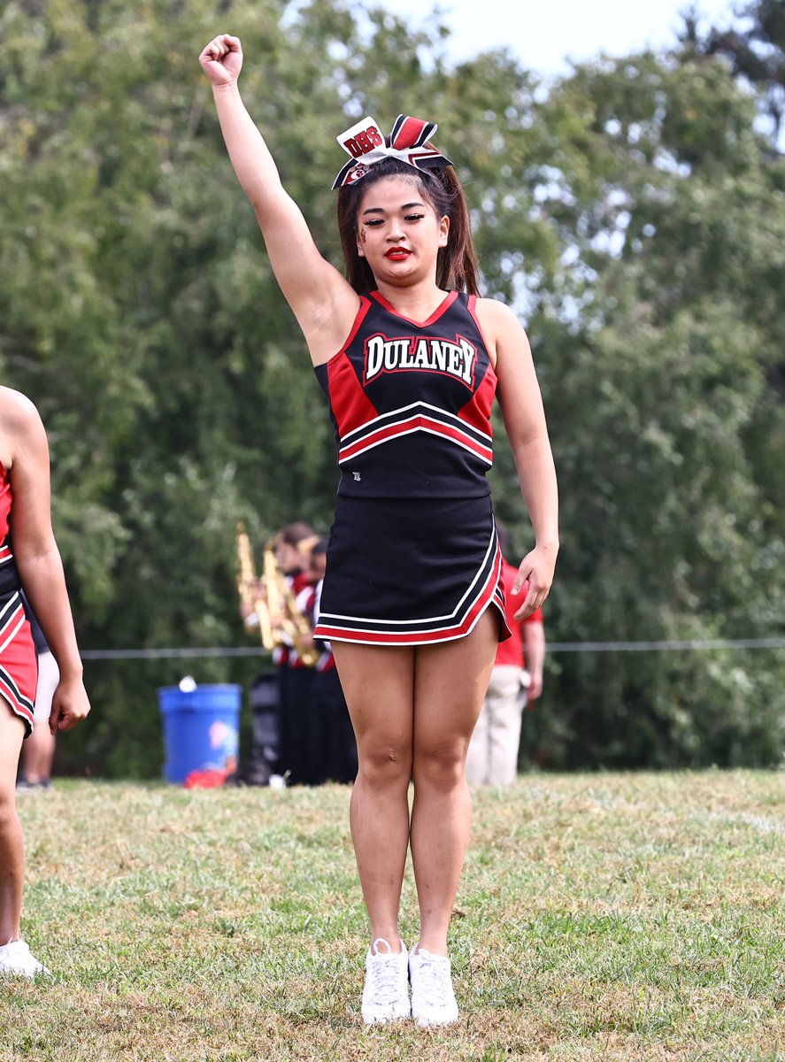johnbowersphoto's tweet photo. Great to see @DulaneyCheerios back on the field! https://t.co/GHKb8zXYEy