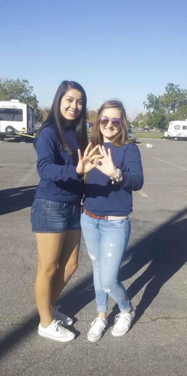 _andreacelestee's tweet photo. Since today is NMSU’s homecoming, enjoy these throwbacks and the glow up. Man, I feel old haha
2016-2019 https://t.co/KB1nLEn2E8