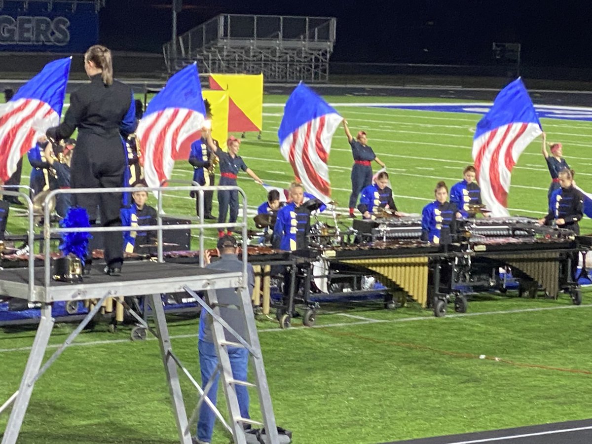 Brandi_IN's tweet photo. Fantastic show, East Noble Marching Knights! ⁦@EastNobleBands⁩ ⁦@ENobleSchCorp⁩ ⁦⁦@ENAsstAD⁩ https://t.co/R1V4LLf2W7