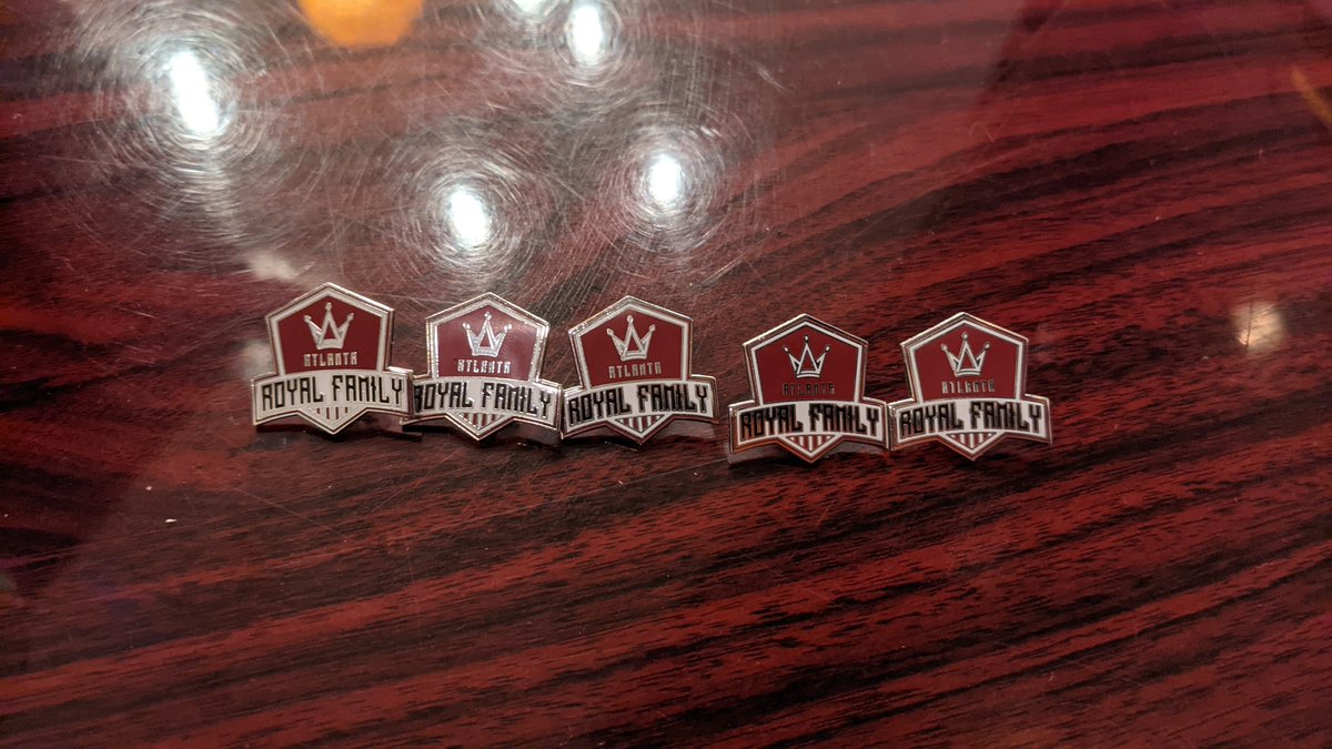 ATLPhoenixGuard's tweet photo. 🚨 Giveaway Active!
📝Atlanta Royal Family Pin
🖥️ https://t.co/pZRwhWnaKc
#LetItReign
#OWL2021
#ATLRoyalFamily👑 https://t.co/pnGqzr9Uz8
