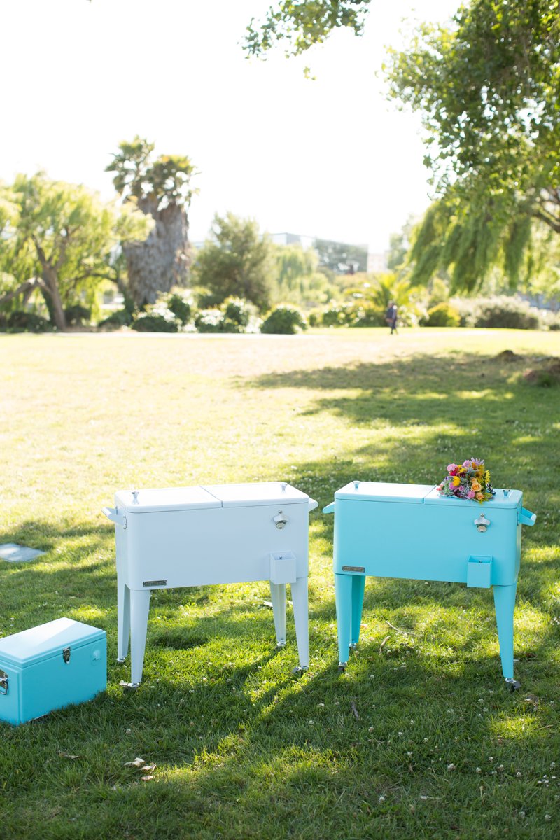 JOYFETTI's tweet photo. { NEW BLOG POST } our wedding DIY vegan gelato &amp; beverage carts ⇢ https://t.co/zPv0Tt4ONc https://t.co/LHUAm3hGAY