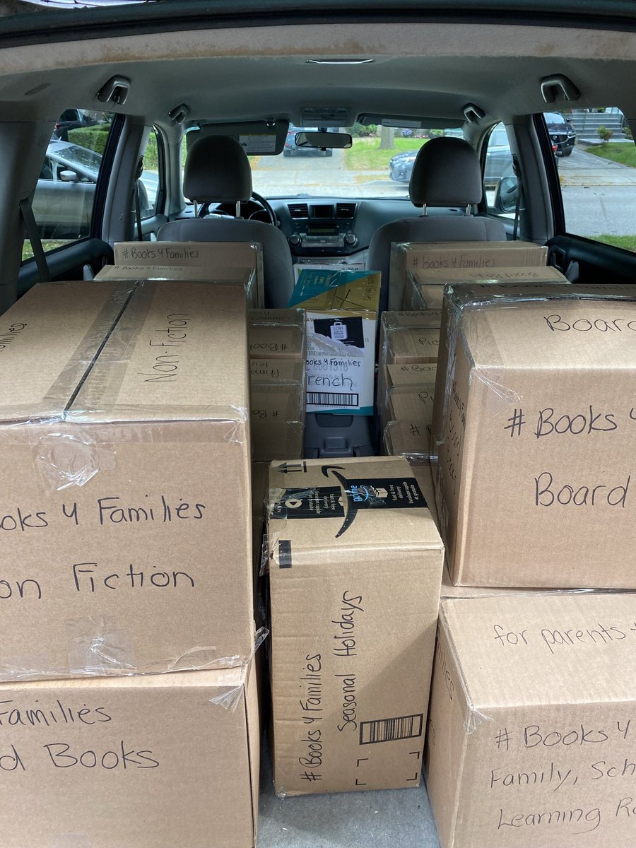 SedgwickLaura's tweet photo. Thanks to all the Leaside families who have  generously donated their gently used books #Books4Families. Today, I dropped off 17 boxes of books to the Children’s Book Bank. Dave, their outreach coordinator,  helped me unload the books! Thanks Dave!https://t.co/AonRllZird https://t.co/5KUFYXUbib