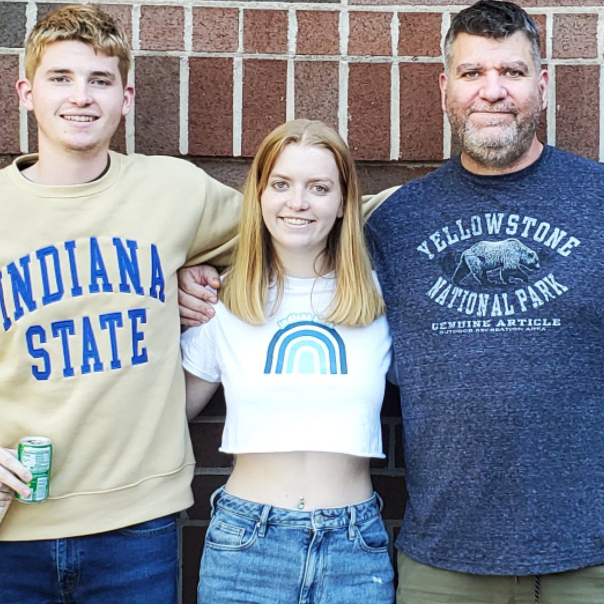 PacFan92's tweet photo. Good time with @allycarden13 at #IndianaStateFamilyDay @magicman541 https://t.co/3wkD1wmoNE
