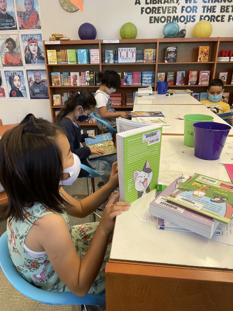 NESlibrary's tweet photo. We LOVE working with our @chccs @NorthsideES @NESnewcomers students! The library is a special place on any day but when these students walk through the doors it makes it even better. No better way to spend a Friday than getting books into their hands. #StoryJOY #NorthsideREADS https://t.co/gTEyPgRnJW