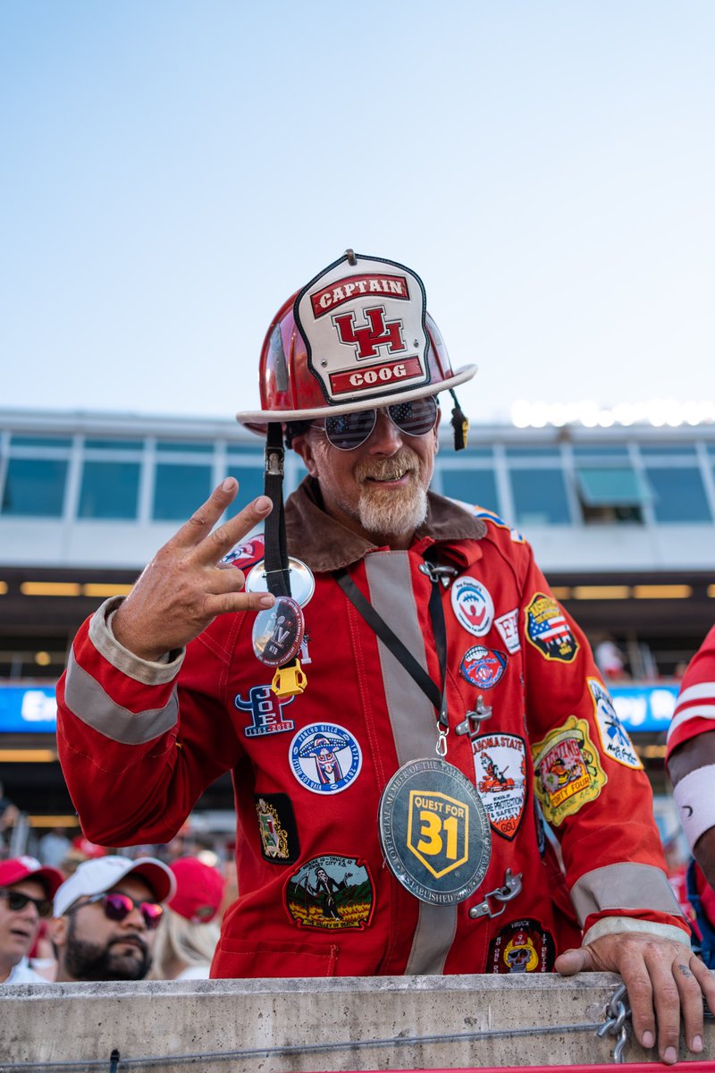 Captain Coog is bringing the heat tonight! 🔥👨🏼‍🚒