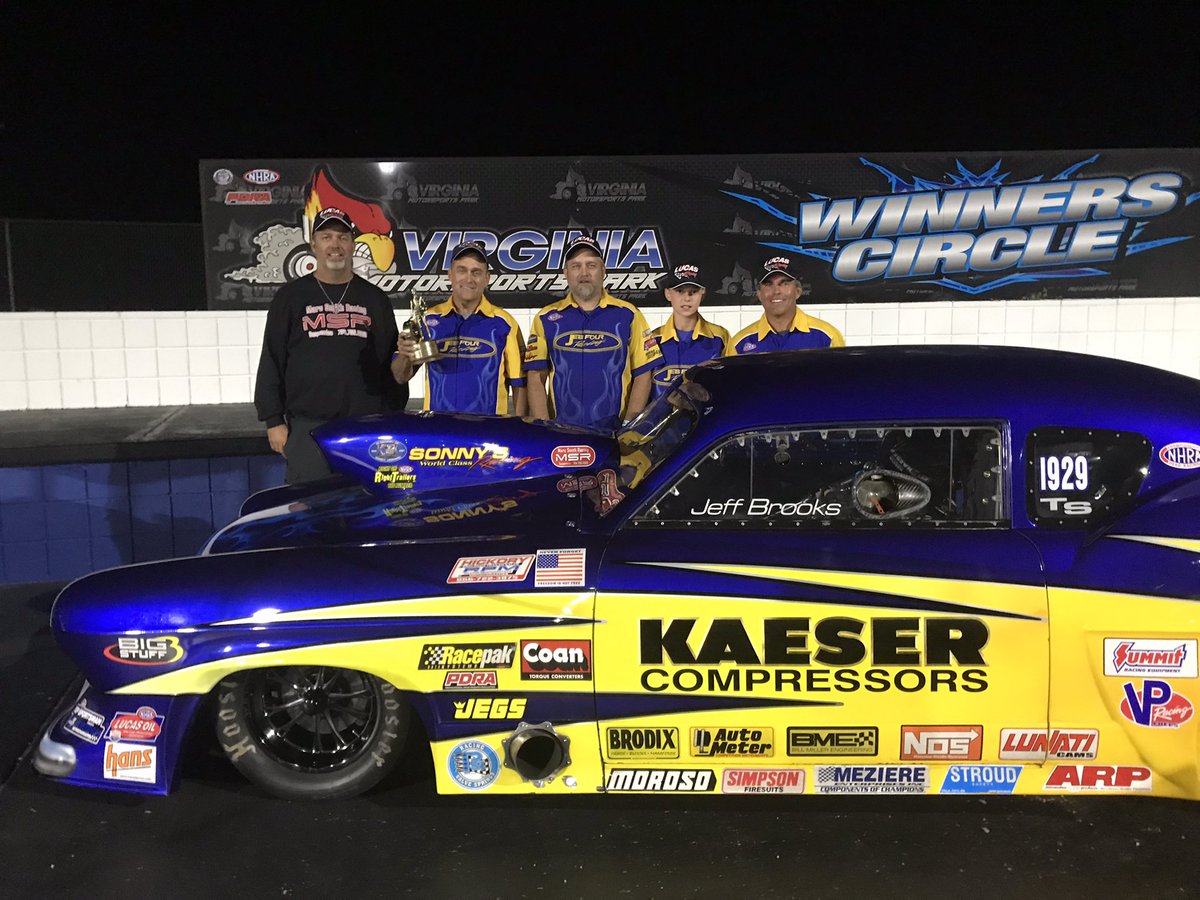 JEBFourRacing's tweet photo. The team in the Winner’s Circle after winning the Epping Final that was rescheduled at VMP. #Kaeser #Henryj has appeared in the Epping final round 3 years in a row winning the last two. Thanks #Kaeser, #SonnyLeonardRacing, #MarcSmithSuspension, #WeaversTransmission, #BigStuff3 https://t.co/MvFPqQqndN