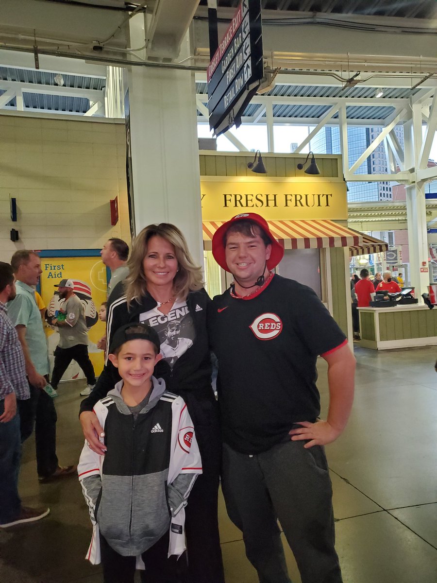 SirBoywonder513's tweet photo. Thank you @michcast05 For the picture. I very much appreciate it!
#BestFamilyInBaseball https://t.co/SirzFlV8QR