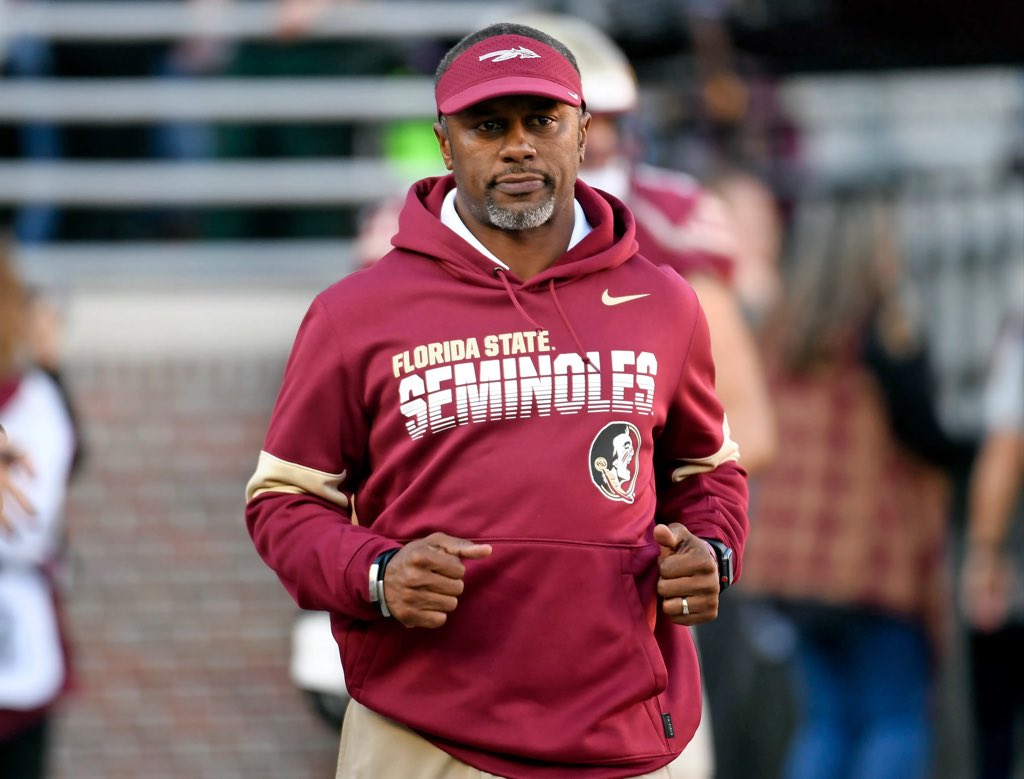 pragmatic_man_'s tweet photo. Willie Taggert gets fired after going 9-12, yet Mike Norvell is 3-10 and the board of trustees have all the confidence in him. πππ #FSU #FSUvsUL https://t.co/Bp1xJXh0Ch