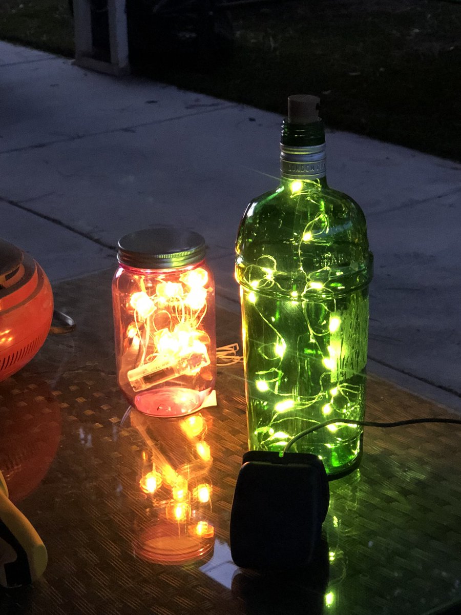 ThommoV78's tweet photo. Nothing looks cooler in the dusk than a gin bottle with lights in. Except for a full gin bottle.
#gin #tanquery #lights #twinkly https://t.co/q3asfZQfqg