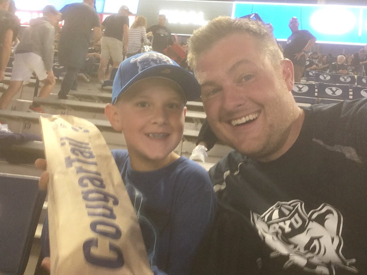 GraydonBascom's tweet image. #BYUFootball! Go Cougs!