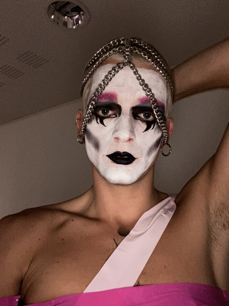 T E M P L E B O Y tweet media