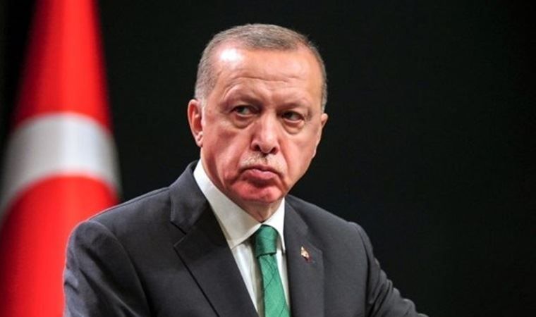 bianet_org's tweet photo. Erdoğan 2002:  "Sorun var diye inanırsan sorun olur. Sorun yok dersen ortadan kalkar"
2005: "Kürt sorunu benim de sorunum" 
2011: "Yoktur"
2013: "Vardır"
2018: "Yoktur"
2021: "Çoktan çözdük, bitirdik"

Erdoğan, 19 yılda Kürt sorununa dair neler dedi? https://t.co/CgNHS626bx https://t.co/eJs2E8xrQ4