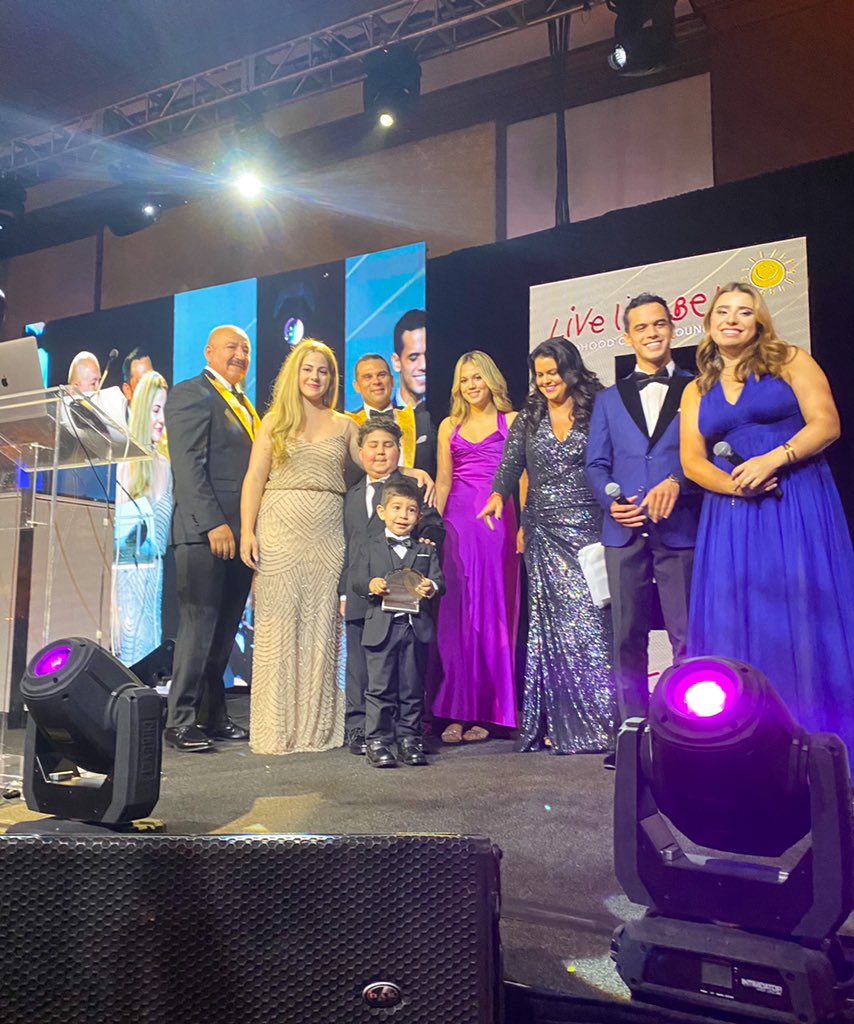 LiveLikeBella's tweet image. Proud to announce our award recipients for our 7th Annual Bella’s Ball! 
Bella Believers recipient, Leo Diaz &amp;amp; Love Like Rayna recipient, Alexander Romero. Some of the bravest &amp;amp; most compassionate children we know. They are our WHY🎗
#BellasBall2021