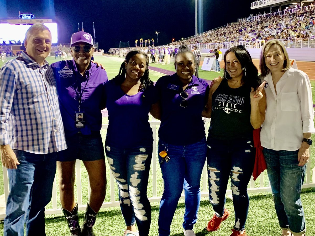 LathesTowns's tweet photo. Rocky & Traci #ThankYou for inviting me and my guests to mix-n-mingle with you all tonight! #TarletonTogether #TarletonAlumni #TarletonExcellence #TarletonStrong #TarletonLove https://t.co/Tnw5S2uyK8