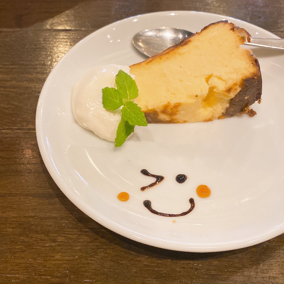heavenvy's tweet photo. 先日行った #バルバスク さん。

前菜にパスタ、このお店自慢の #バスクチーズケーキ (ミニサイズ)のランチが¥1000∑
お、お得すぎる…

とろとろ揚げ茄子に冷製パスタが合うー!!
そして間違いない美味しさ、バスチー。

マスターも店員さんも素敵で、
おすすめなのです!!
#barbasque
#名駅ランチ https://t.co/QeXEYnA6ty