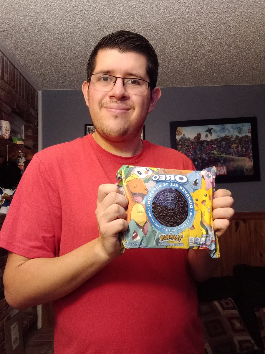 JuankaM24's tweet photo. I finally found the Oreo Pokemon Cookies @Oreo
Gotta catch em all.
Still a die hard Pokemon Fan.
#oreopokemon #pokemon #pokemonmerchandise #PokemonOreos https://t.co/epi26Sf3hu