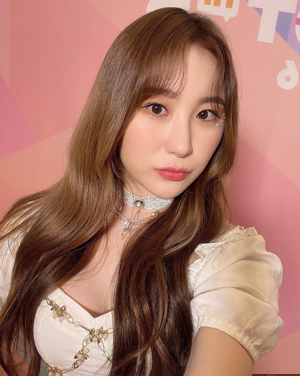 chaeyeonfiles's tweet photo. 210926 instagram update https://t.co/DklrRKXdi4