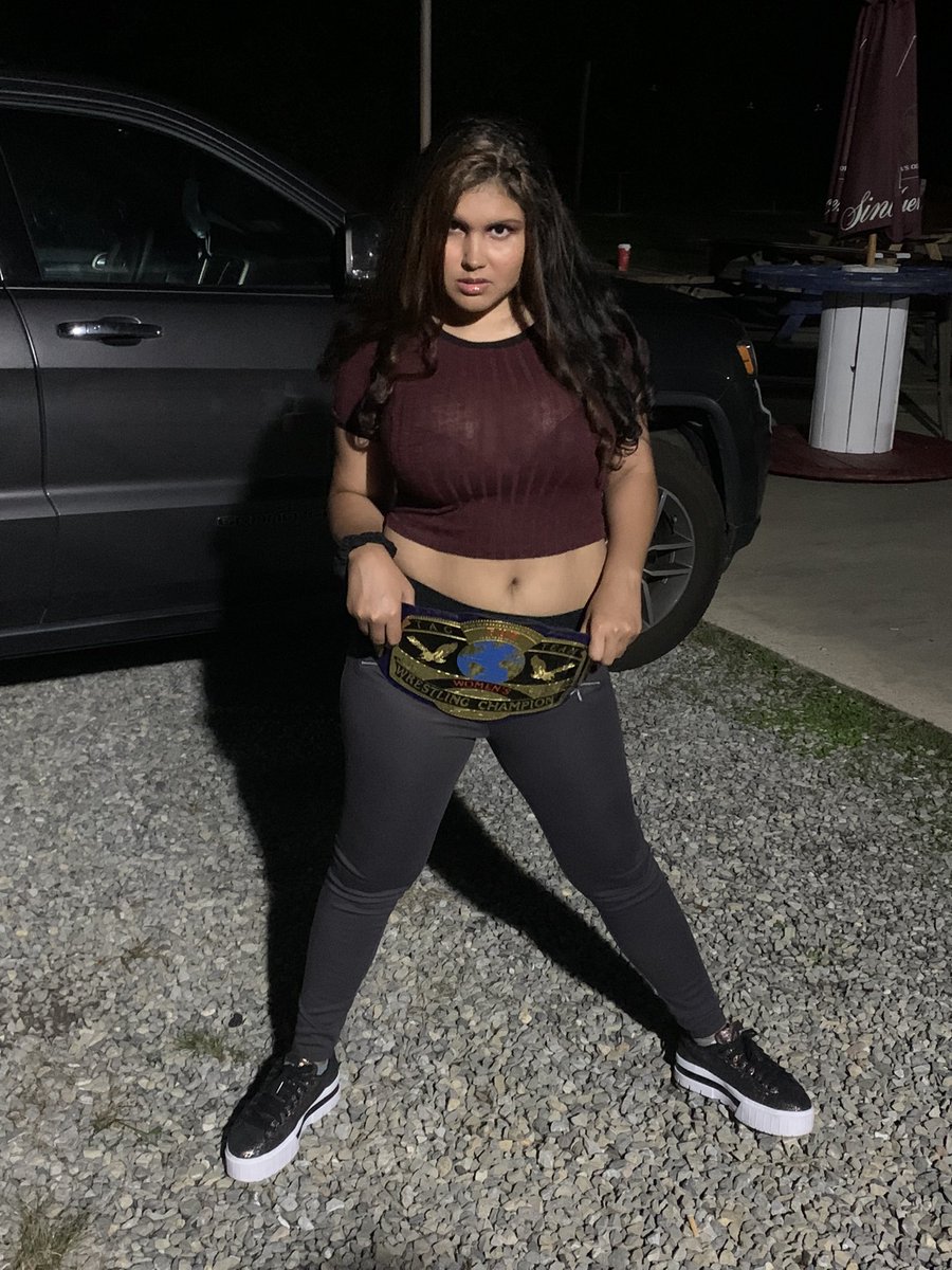 Val_en_tina_'s tweet photo. I don't run from nothing, dogβ¨Get your soldiers, tell 'em I ain't layin' low
You was never really rooting for me anyway.
#tagchamp https://t.co/avlKR6S4bP